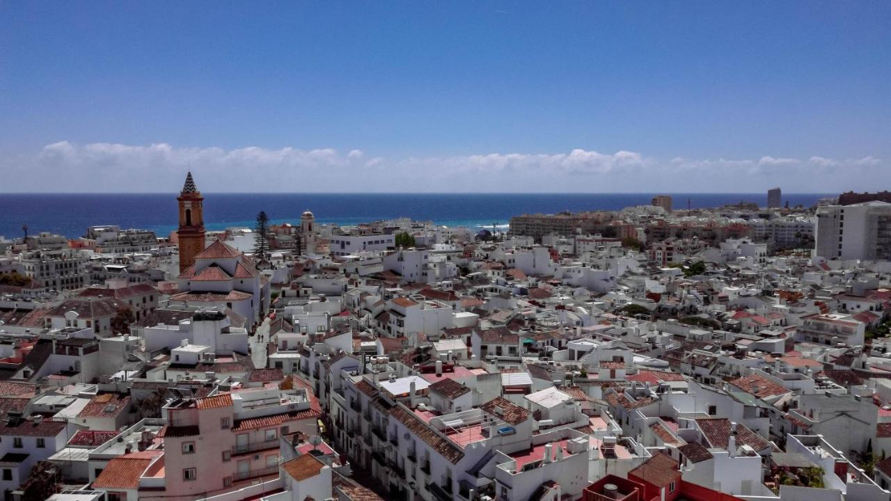 Seaclub Suites Estepona By Roomservices מראה חיצוני תמונה